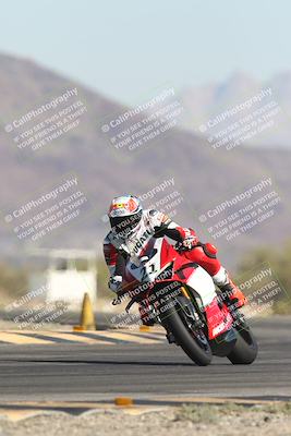 media/Oct-26-2025-Race Pace (Sun) [[c1447ca738]]/Verified/4-Turn 14 (1040am)/